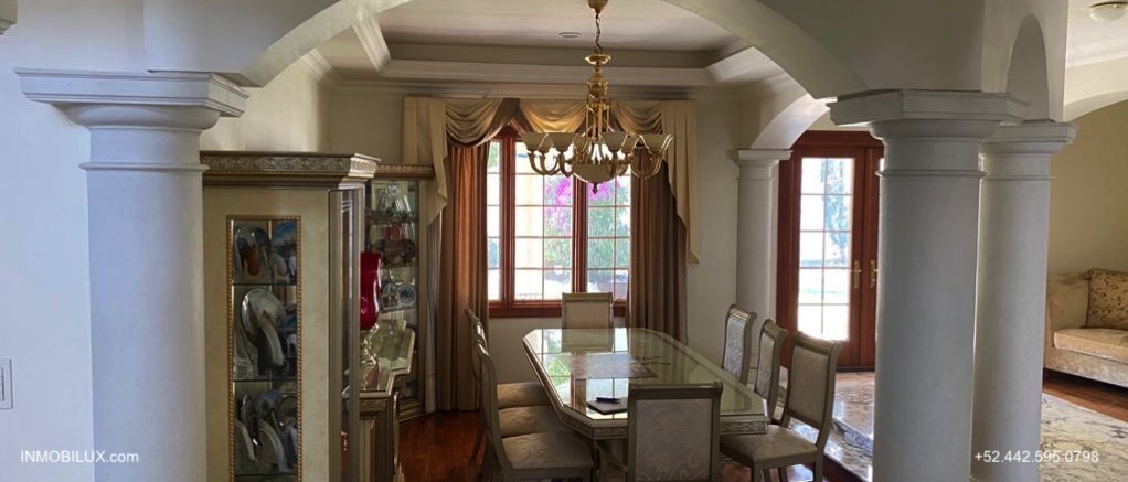 Comedor 2 Casa Estilo Ingles Pedregal de Queretaro