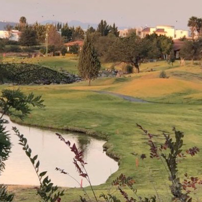 Casa con vista fairway El Campanario 