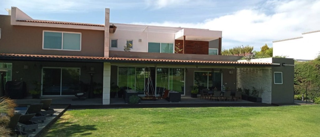 INMOBILUX Casa Venta Fairway Alberca Terraza 2 El Campanario Queretaro Mexico