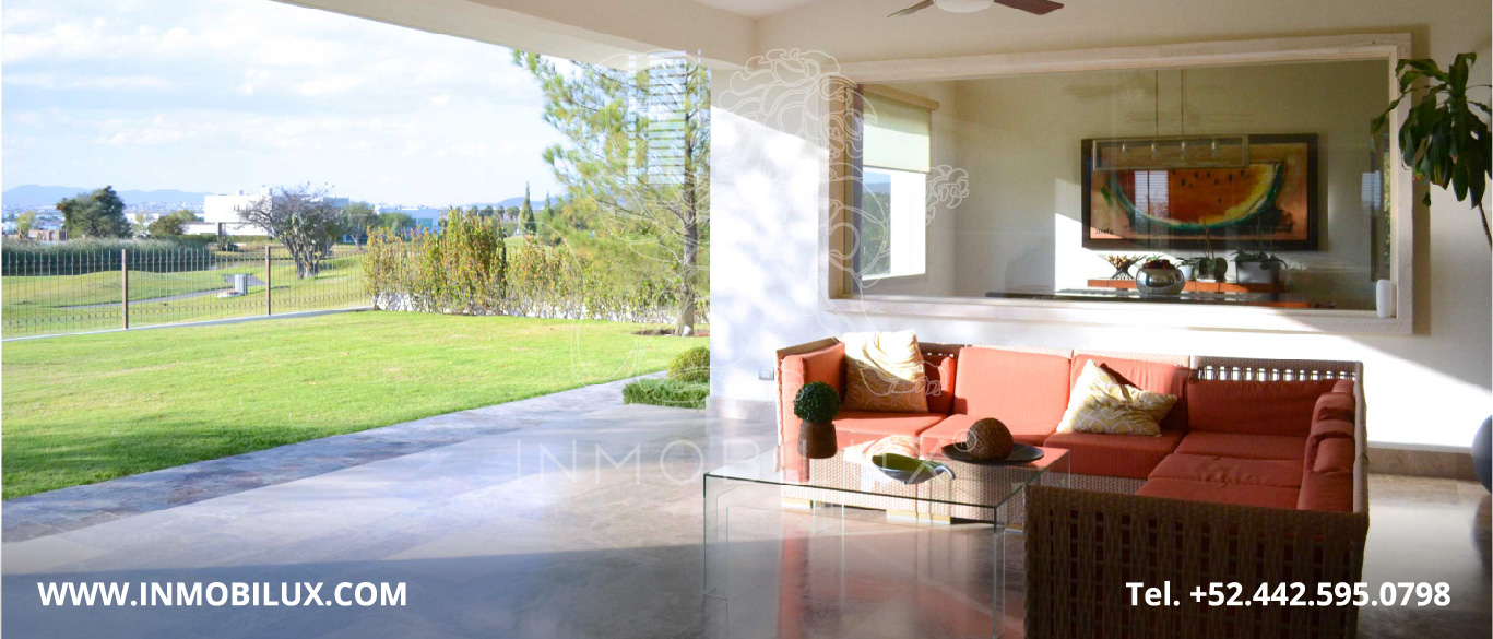 jardin casa en club de golf El Campanario Querétaro