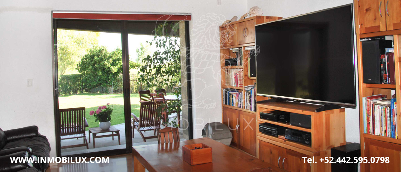 Sala casa en club de golf El Campanario Querétaro