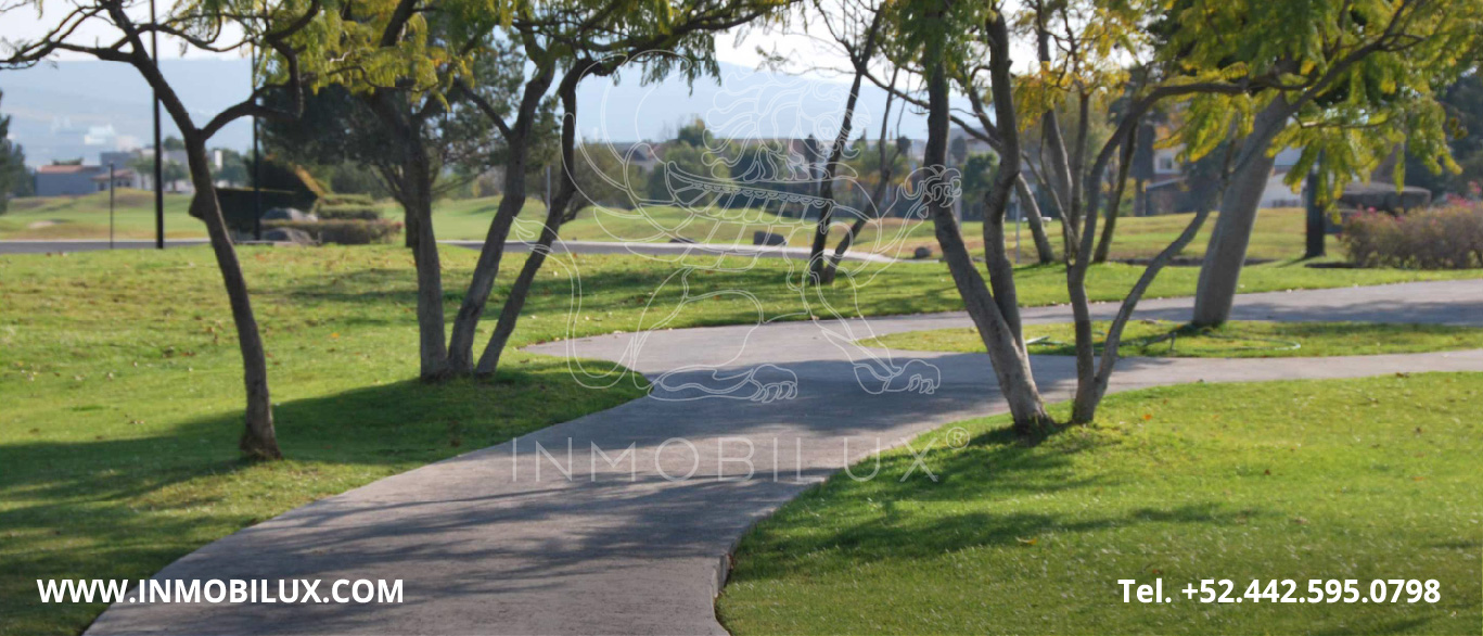 amenidades cercanas terreno en el Campanario Querétaro