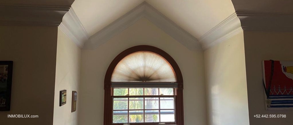 Ventana Casa Estilo Ingles Pedregal de Queretaro