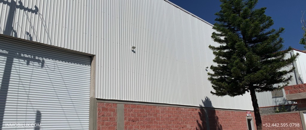 Side Industrial Warehouse Jurica Querétaro México