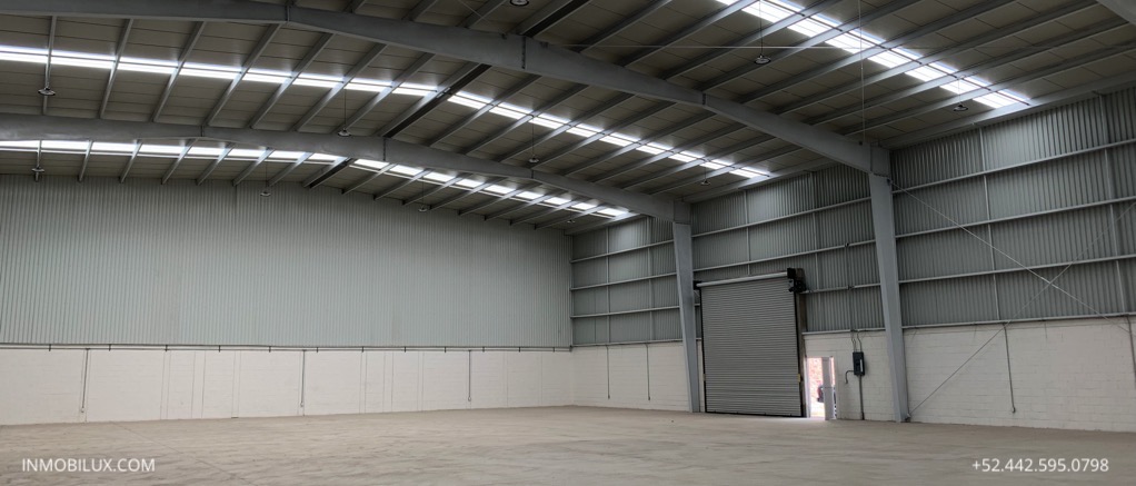 Vast Industrial Warehouse Jurica Querétaro México
